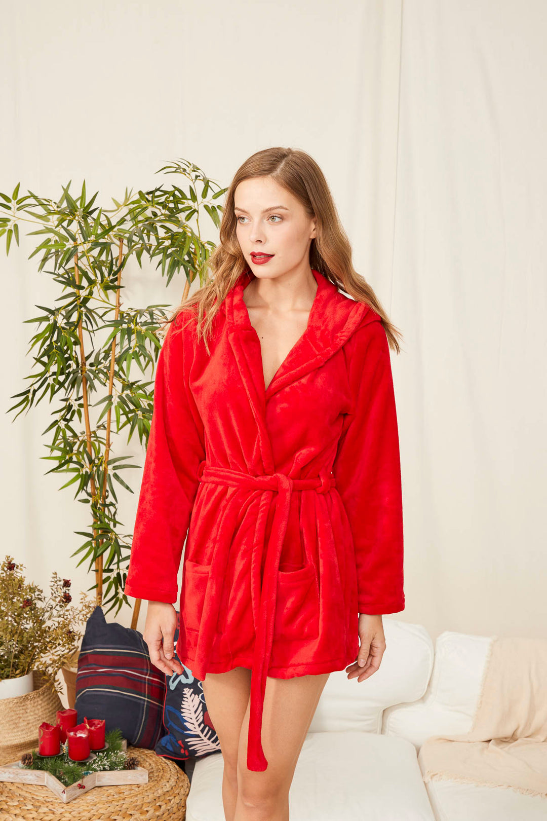 FLEECE FABRIC RED COLOR SHORT DRESSING GOWN ENNA MODA FLEECE FABRIC RED COLOR SHORT DRESSING GOWN ENNA MODA